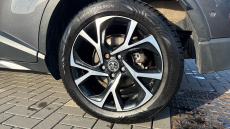 Toyota C-HR 1.8 Hybrid Design 5dr CVT Hybrid Hatchback